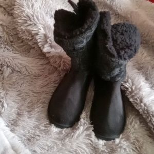 Muk Luks sweater boots
